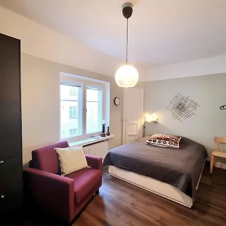 Calm & Cozy In Kallio هلسنكي